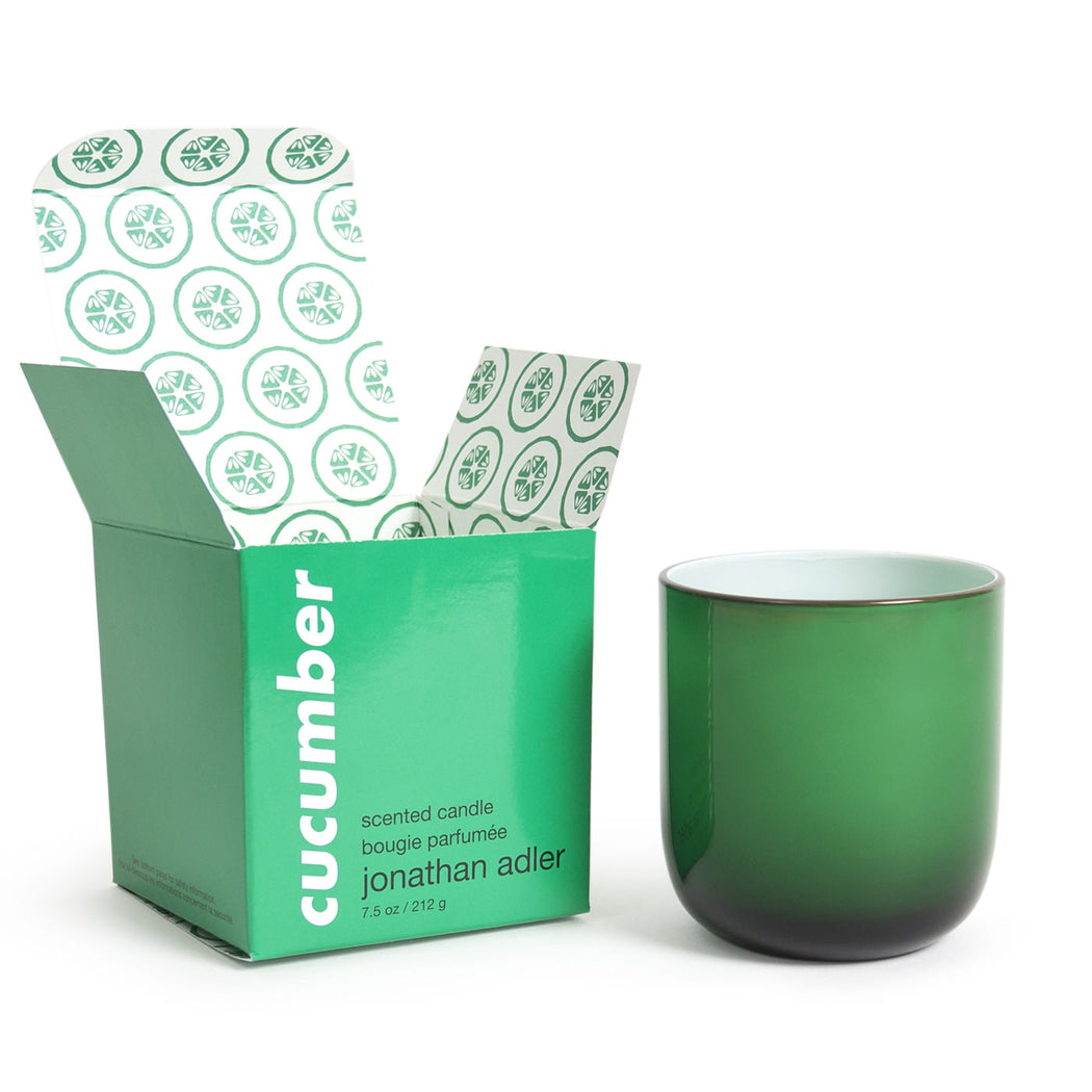 scent-sational.  smells like: citrus blossom, lemon zest, honeydew melon, cucumber water, green tea, sheer woods.  feels like: spa day, subletting your place and moving to a lily pad, Deneuve in a paddle boat, chic rain boots.  a fresh scent in a colored vessel, begging to be reused as a bud vase or glass.